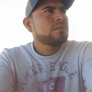 Meet your Posher, Cesar